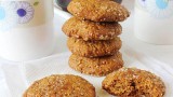 Eggless gingersnap cookies